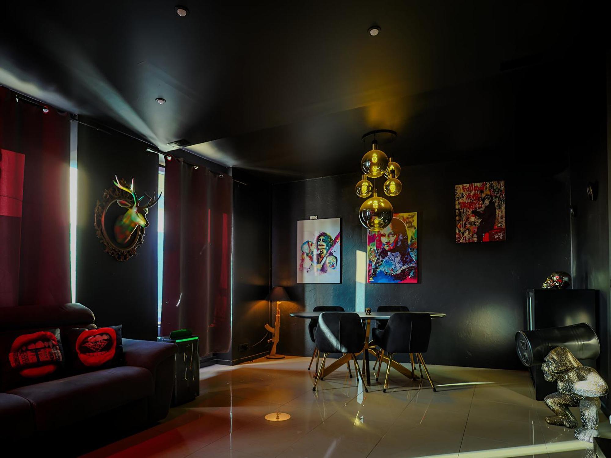Appartement Pop Art - Asterix,Cdg,Chantilly,Disney La Chapelle-en-Serval Exterior foto